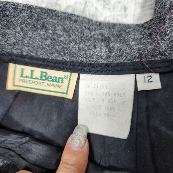 L.L. Bean Grey 100% Wool Pleated Front Trouser Pants Size 12 - Picture 4 of 5